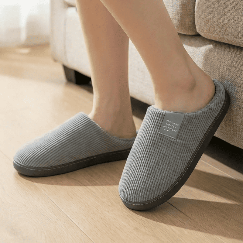 Pantufa Ortopédica Peluciada - Pés Quentinhos no Inverno