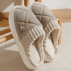 Pantufa Ortopédica Peluciada Premium – Pés Quentinhos no Inverno