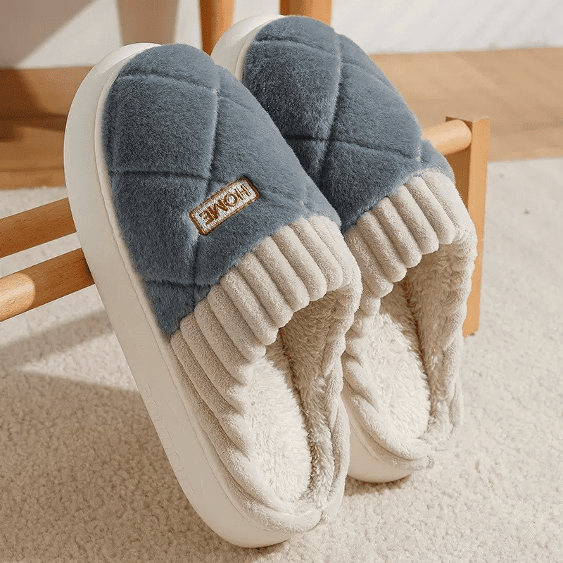 Pantufa Ortopédica Peluciada Premium – Pés Quentinhos no Inverno
