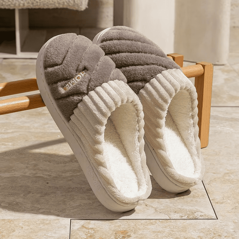 Pantufa Ortopédica Peluciada Premium – Pés Quentinhos no Inverno