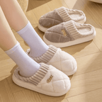 Pantufa Ortopédica Peluciada Premium – Pés Quentinhos no Inverno